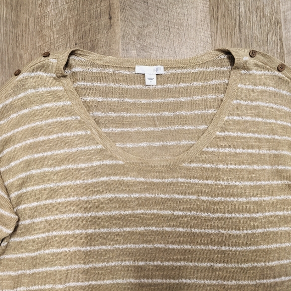 J. Jill Tan and White Lightweight Sweater Top - Picture 2 of 9
